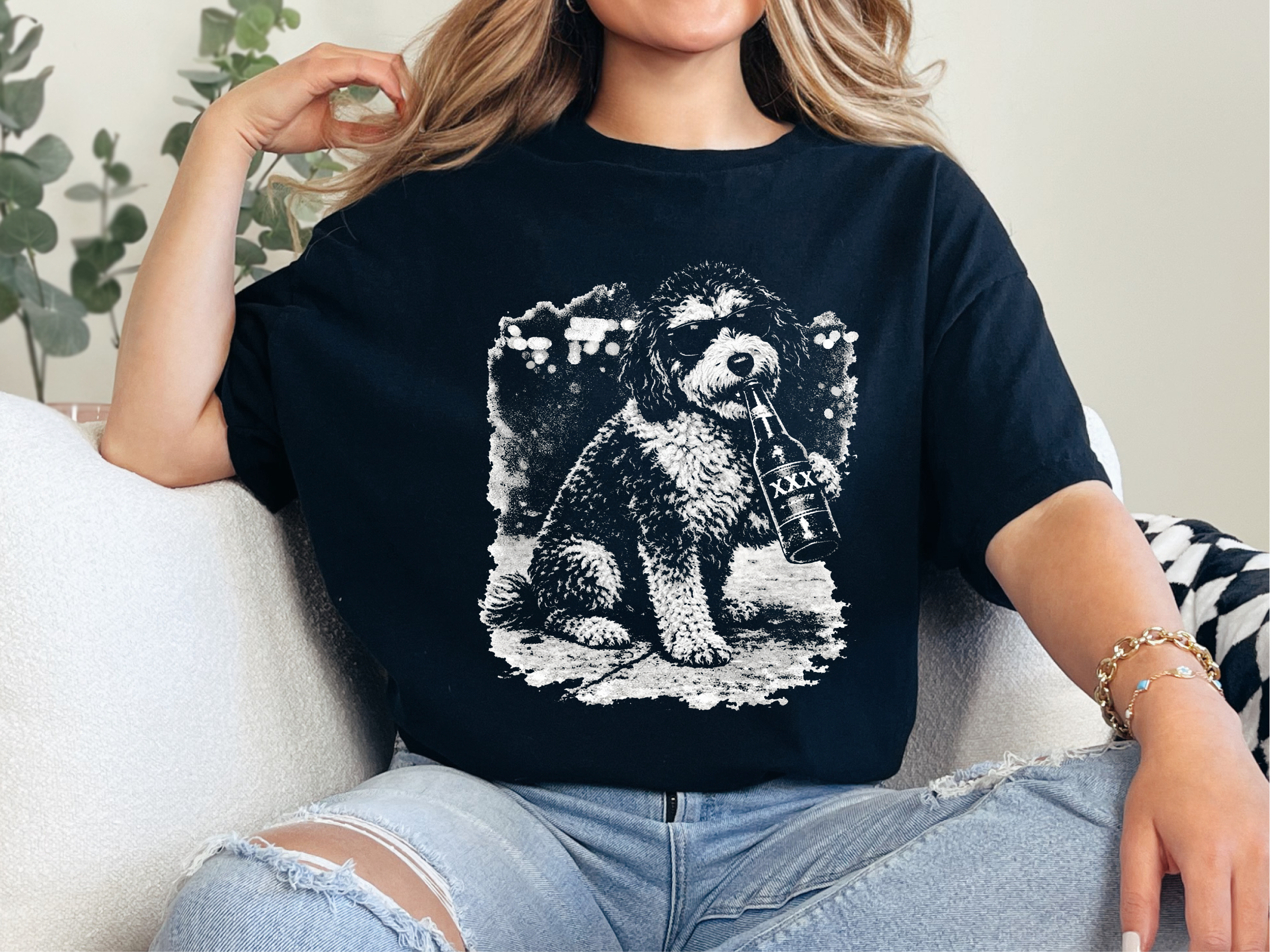 Mockup_01_Aussiedoodle Drinking Beer.png