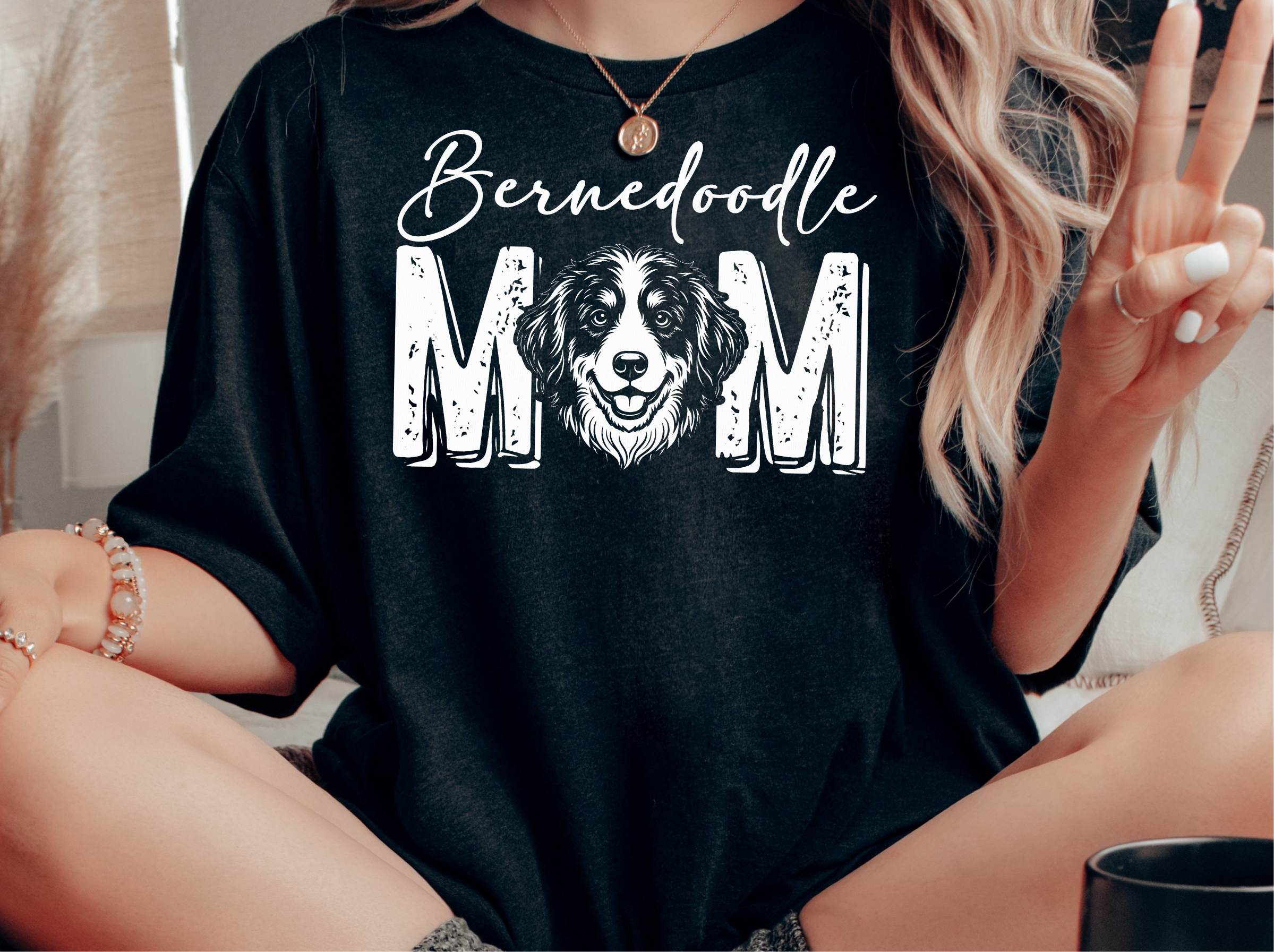 Mockup_01_Bernedoodle Mom.png