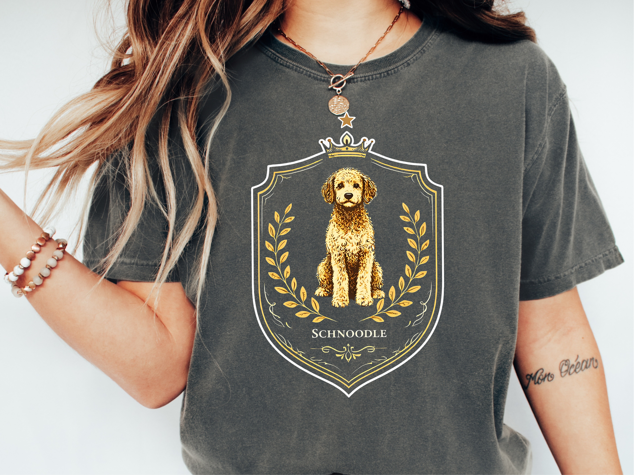 Mockup_01_Comfort Colors Schnoodle Royal Crest.png
