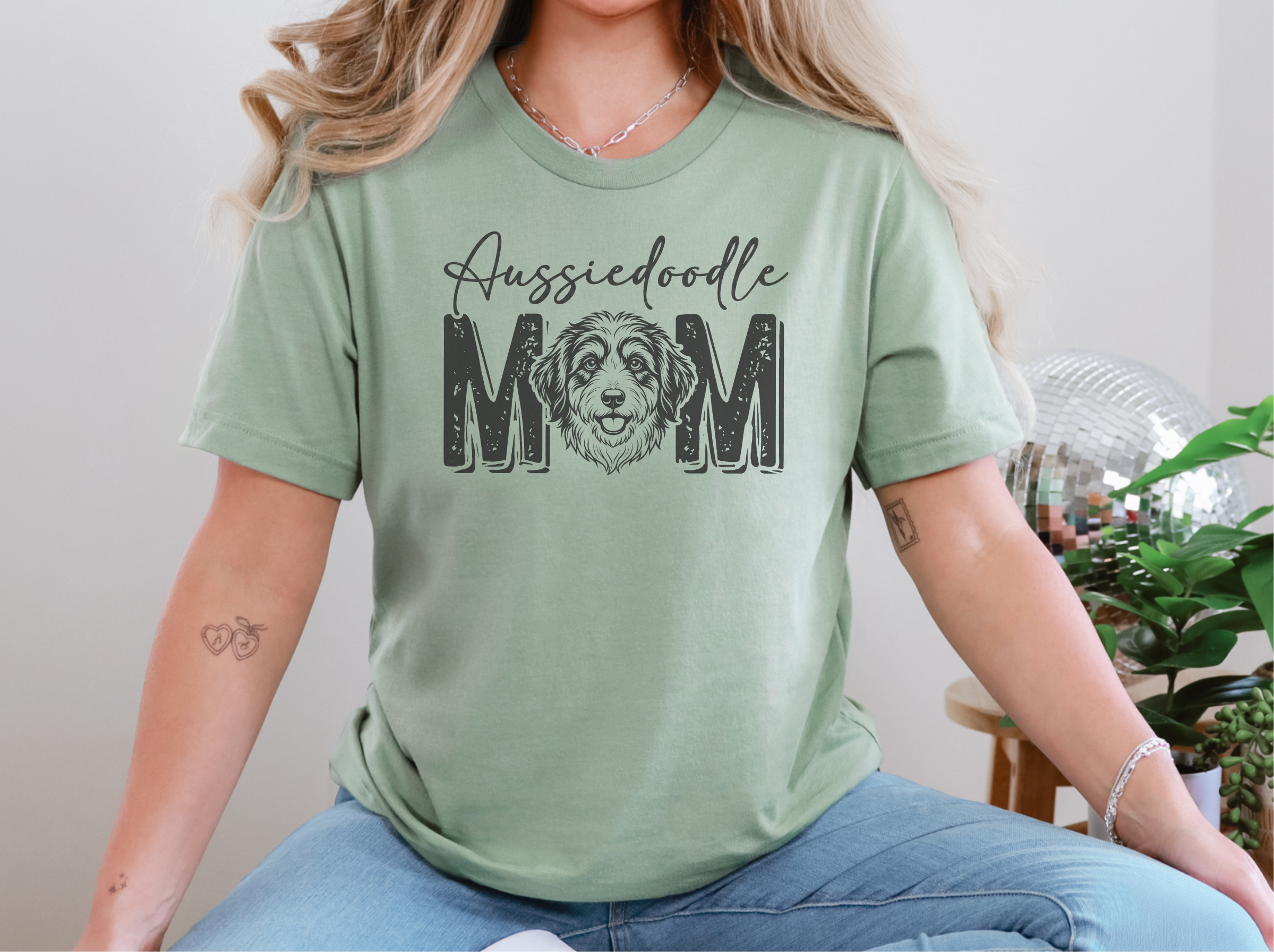 Mockup_04_Aussiedoodle Mom.png