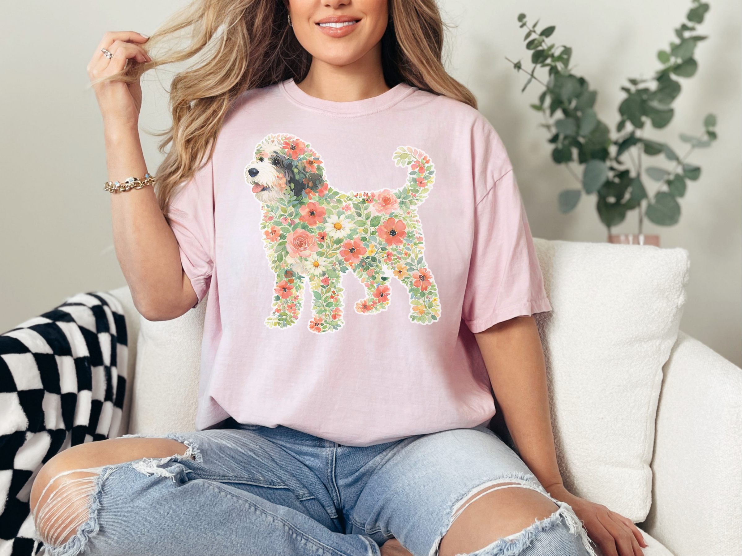 Mockup_04_Comfort Colors Bernedoodle Floral Silhouette.png