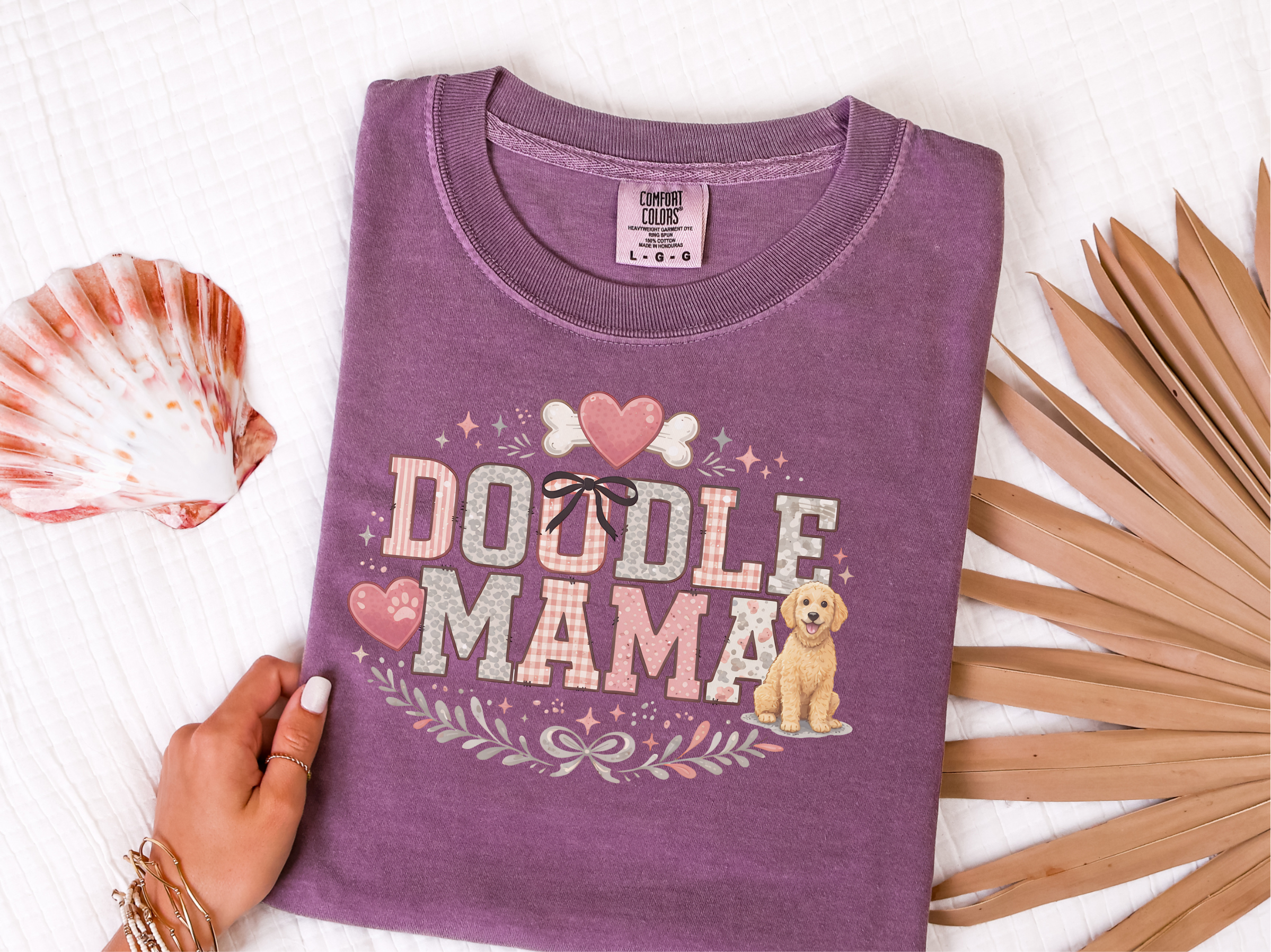 Mockup_05_Comfort Colors Doodle Mama.png
