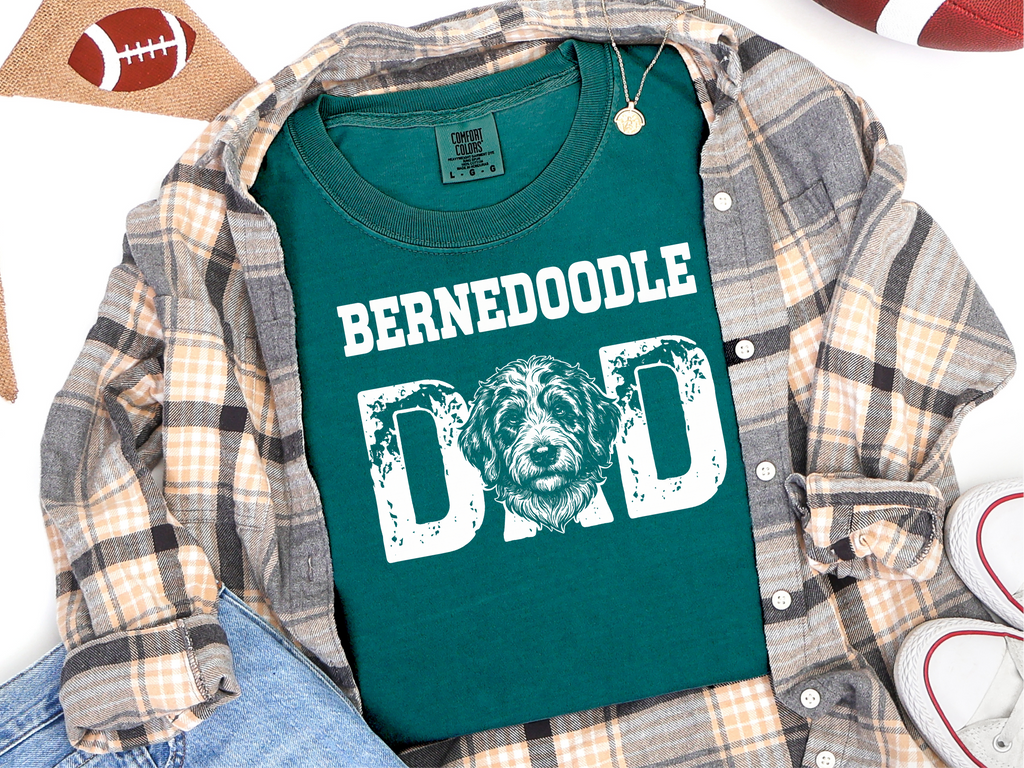Mockup_06_Comfort Colors Bernedoodle Dad.png