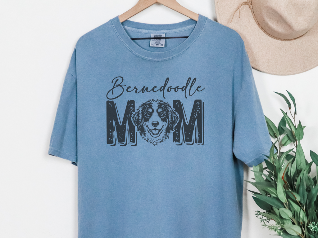 Mockup_06_Comfort Colors Bernedoodle Mom.png
