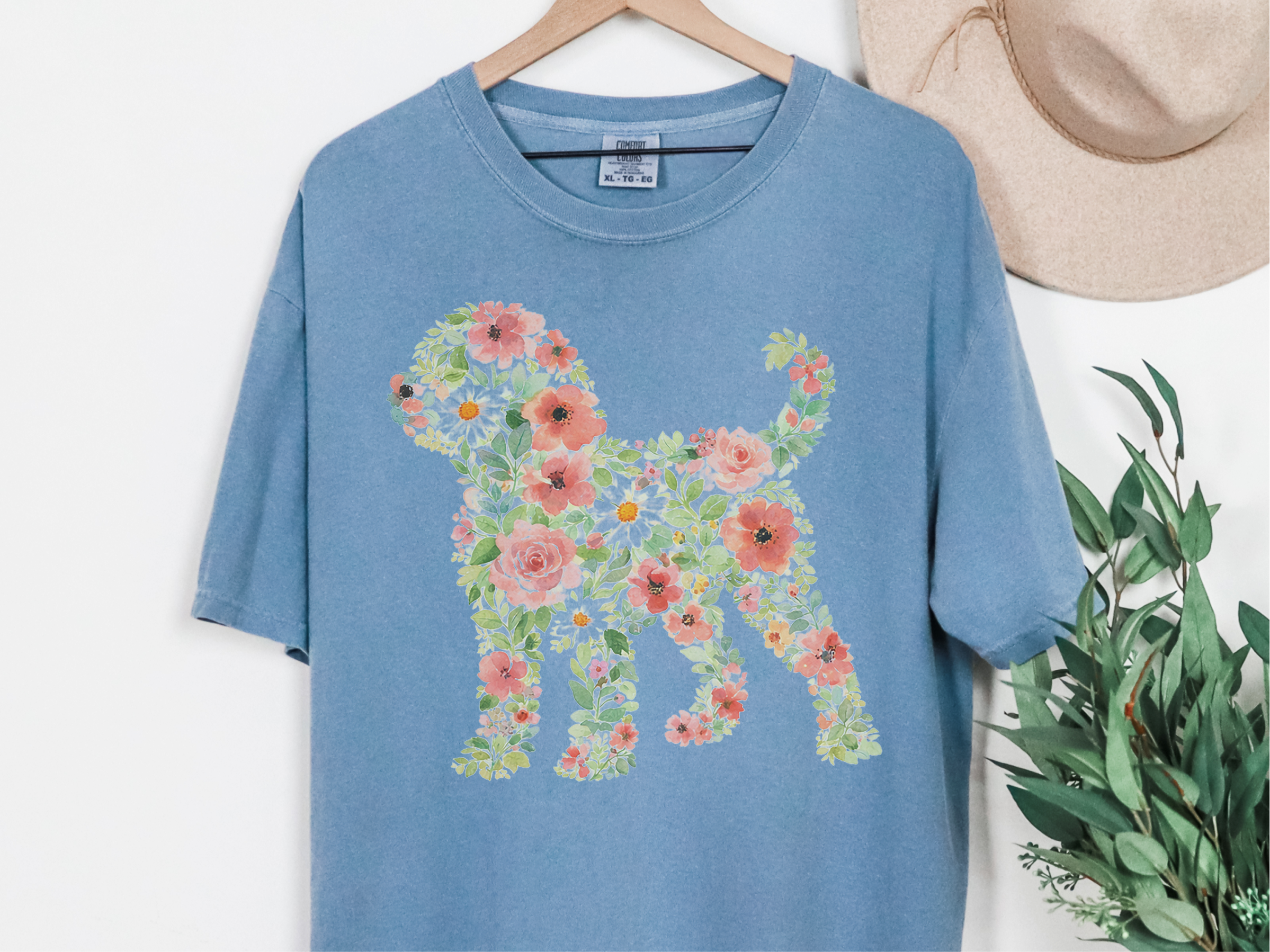 Mockup_06_Comfort Colors Golden Doodle Floral Silhouette.png