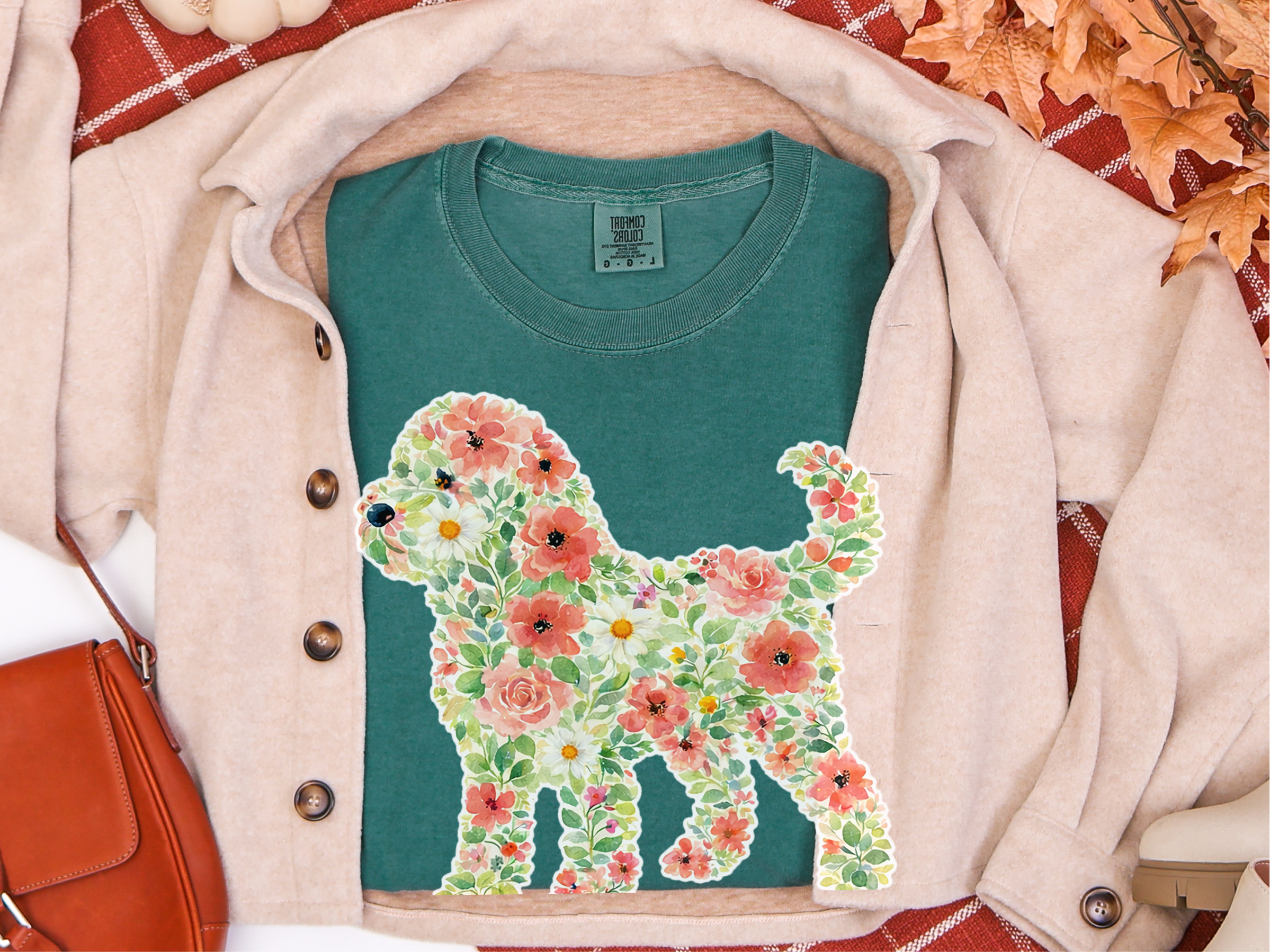 Mockup_07_Comfort Colors Cockapoo Floral Silhouette.png
