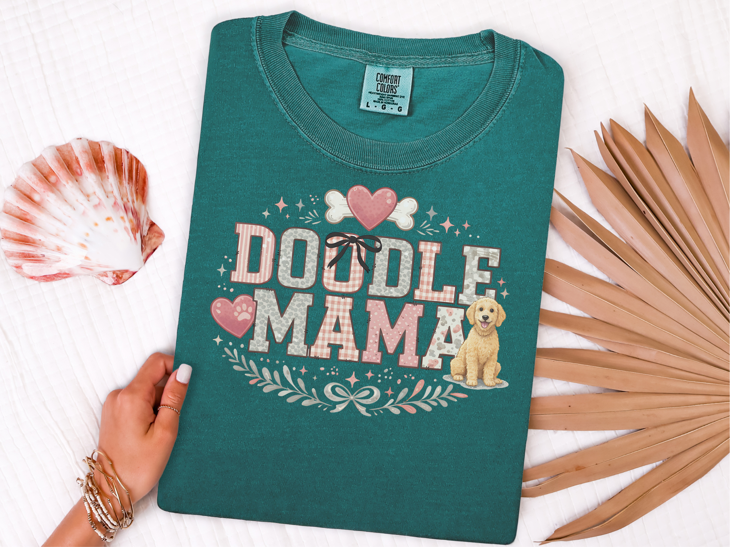 Mockup_07_Comfort Colors Doodle Mama.png