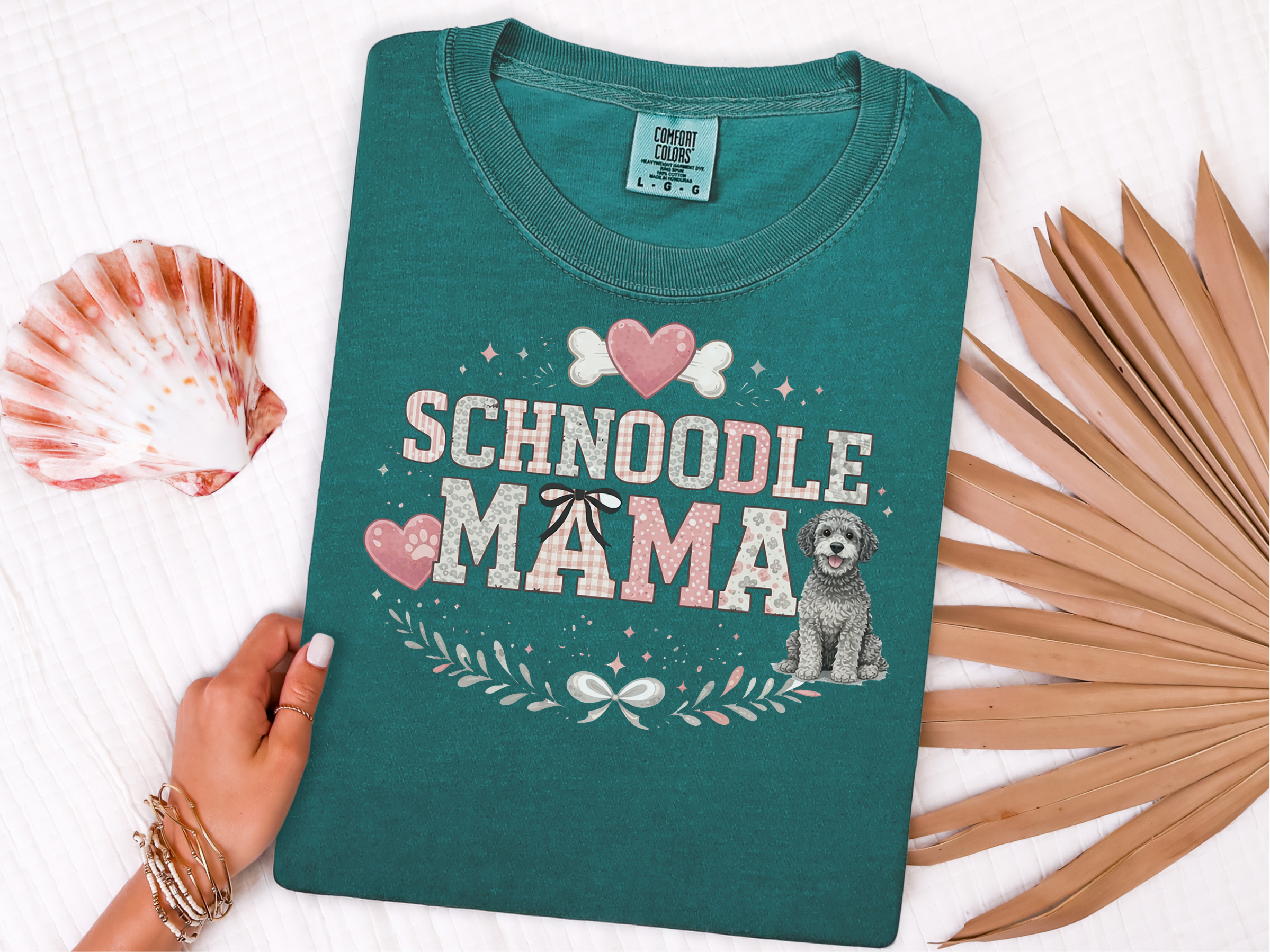 Mockup_07_Comfort Colors Schnoodle Mama.png